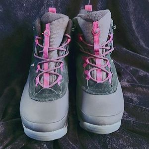 NWOT Merrell 6" snow boots Thermo Shiver